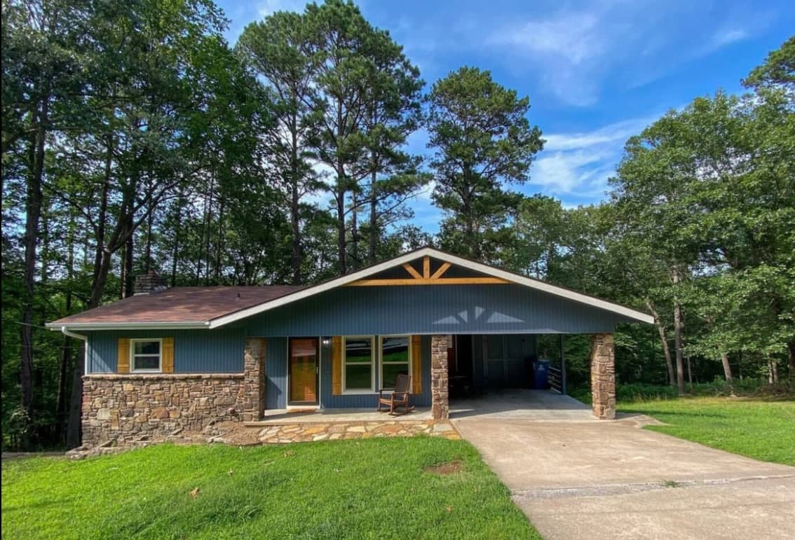 Shred Shack trailside retreat exterior